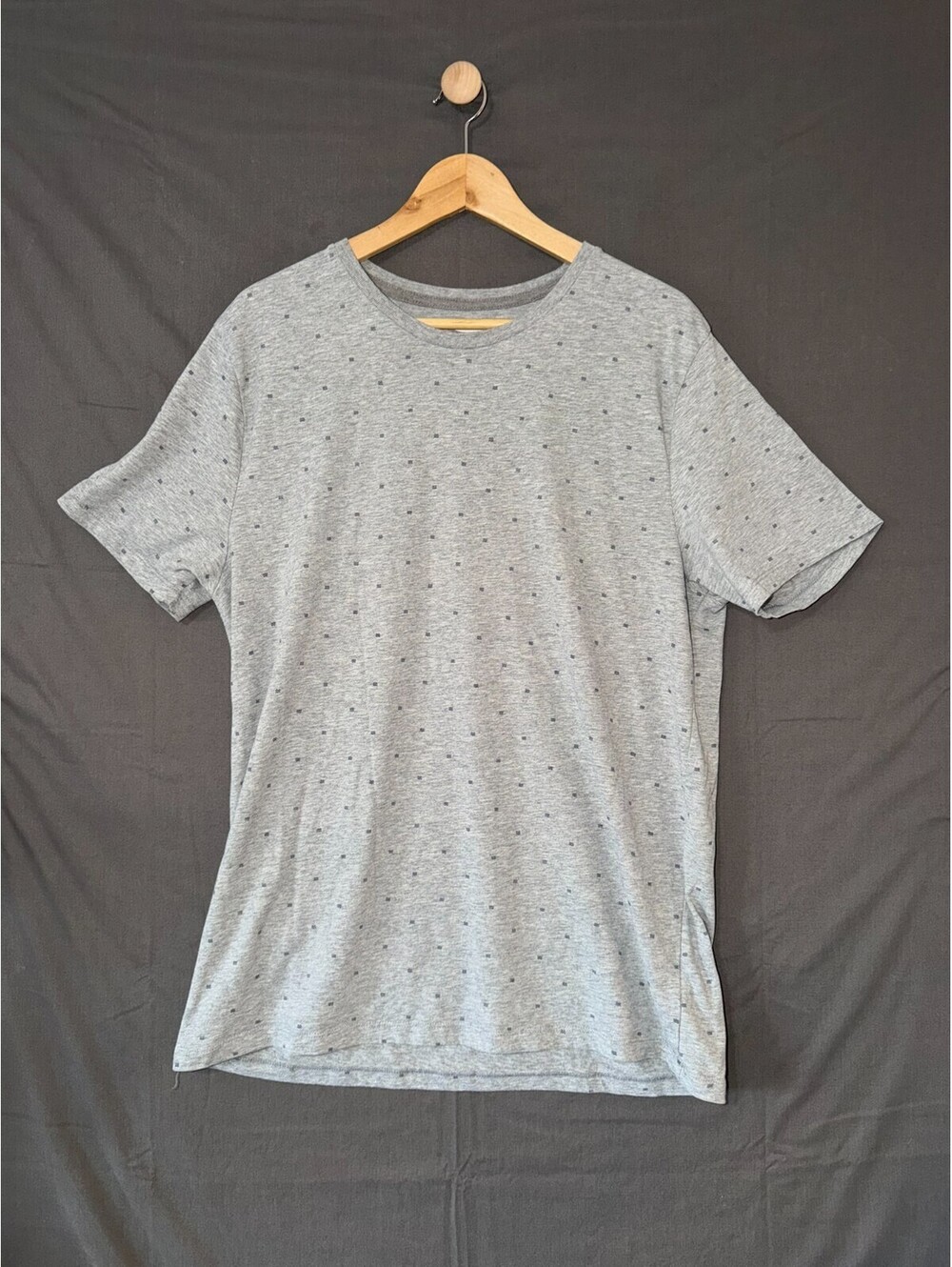 Old Navy Soft‑Washed Tee XL – Gray Dot Pattern Casual Cotton Shirt